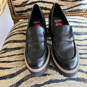 DV black loafers